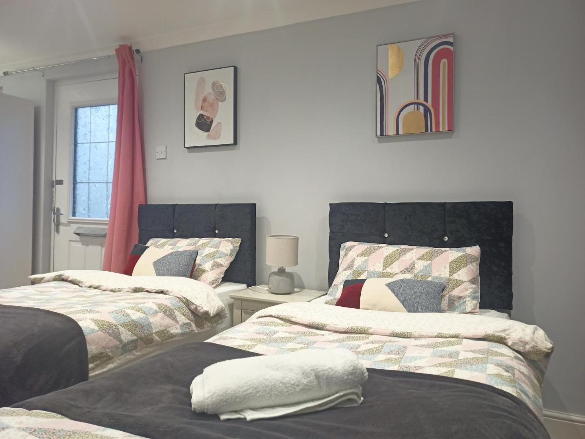 Homey Studio In Newport Perfect For Couples & Travelers Kültér fotó
